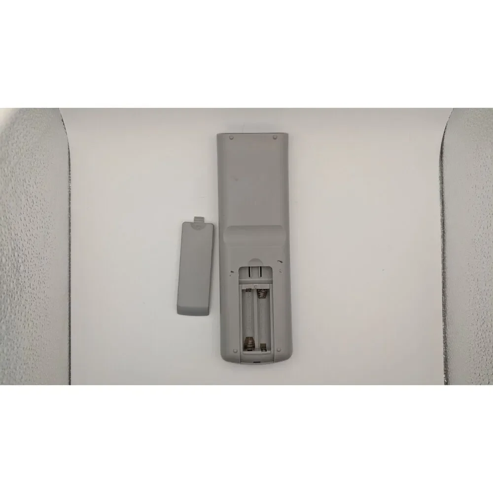 Samsung 00008A Remote -Untested-